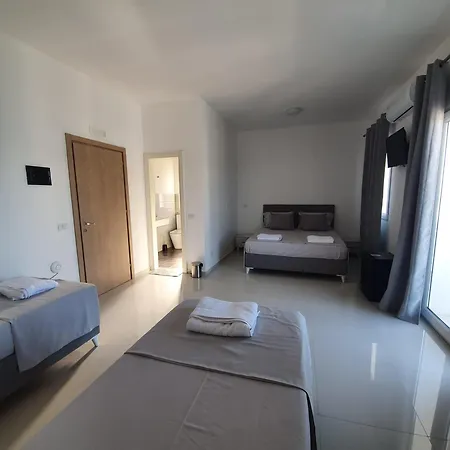 Hotel33